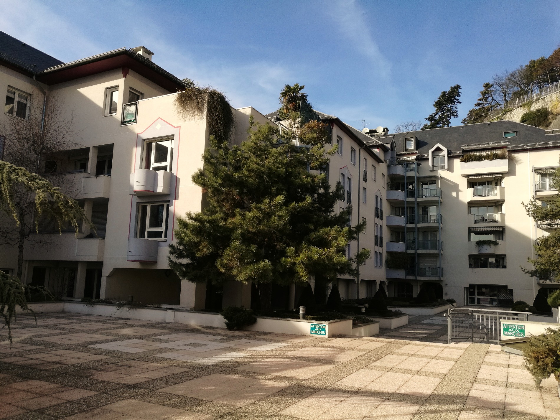 location STUDIO GRENOBLE CENTRE Immobilière Victor Hugo